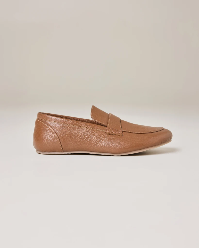 womens-loafer-tan-2